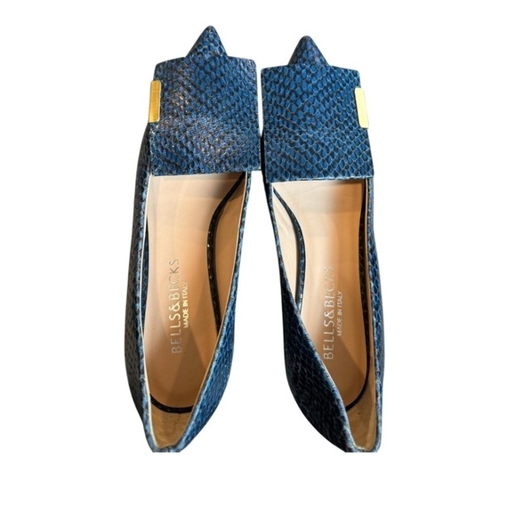 Bells & Becks Allegra Navy 37 6.5 Blue Pointed Toe Leather Flats Shoes - Picture 6 of 6